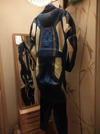 Mono de cuero MQP Talla 48