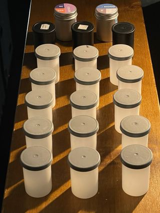 20 botes carretes película analógica