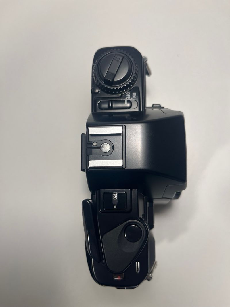 Cámara réflex analógica Minolta X-300S + Caja afbeelding 4
