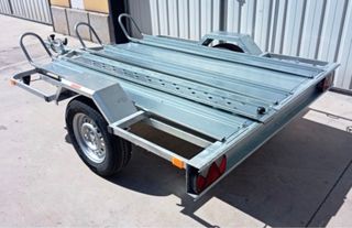 Alquiler Remolque Portamotos/ Remolque de Carga