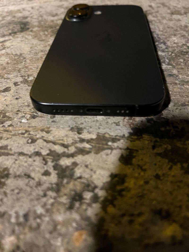 iPhone 16 Negro afbeelding 3