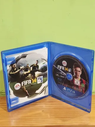 3 Juegos PS4: Battlefield 4, Rainbow Six Siege, FI