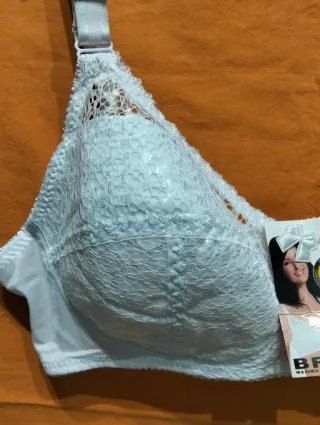 Reggiseno pizzo bianco taglia 10D