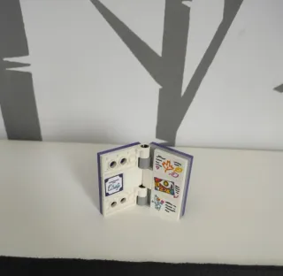 Olaf Lego con fiocco blu e matita