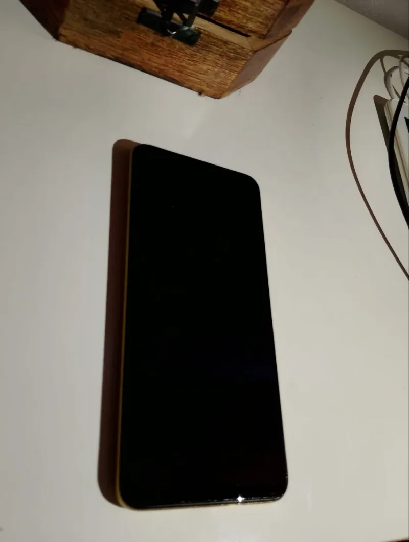 Xiaomi Poco M4 Pro Amarillo afbeelding 2