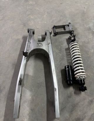 Basculante Derbi DRD Pro + Amortiguador