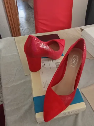 Zapatos de tacón azul marino talla 39