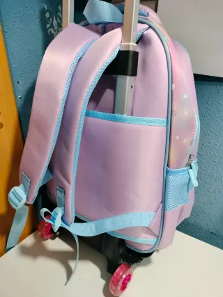 Mochila Kuromi con ruedas