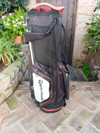 Bolsa de Golf TaylorMade Negra y Roja