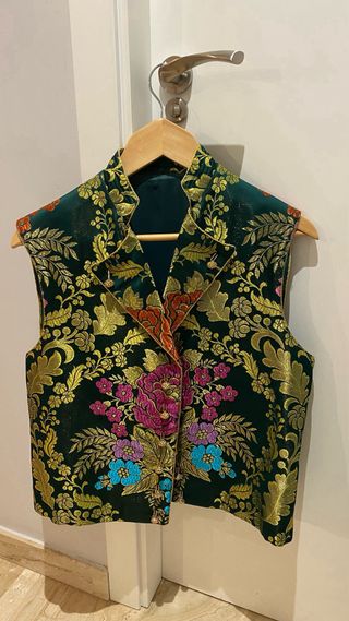 Chaleco fallero hombre verde bordado