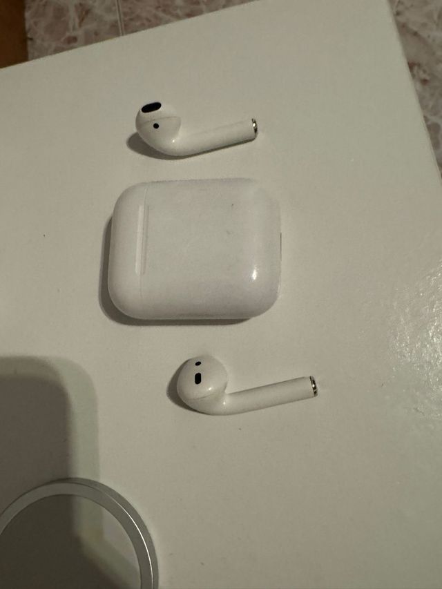 AirPods 1 + Cargador MagSafe Original
