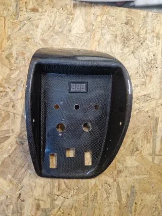 Consola Central Carbono Saxo VTS