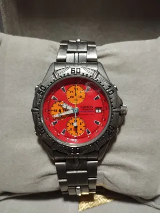 Reloj Lorus Titanium Cronógrafo Caballero