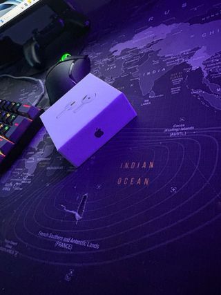 Apple AirPods 4 con cancellazione del rumore