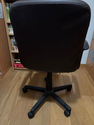Silla de oficina giratoria
