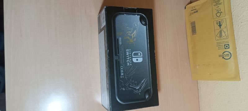 Nintendo Switch Lite Palkia/Dialga afbeelding 3
