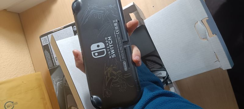 Nintendo Switch Lite Palkia/Dialga afbeelding 5