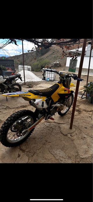 Suzuki RM 250 2T 2002 Motocross