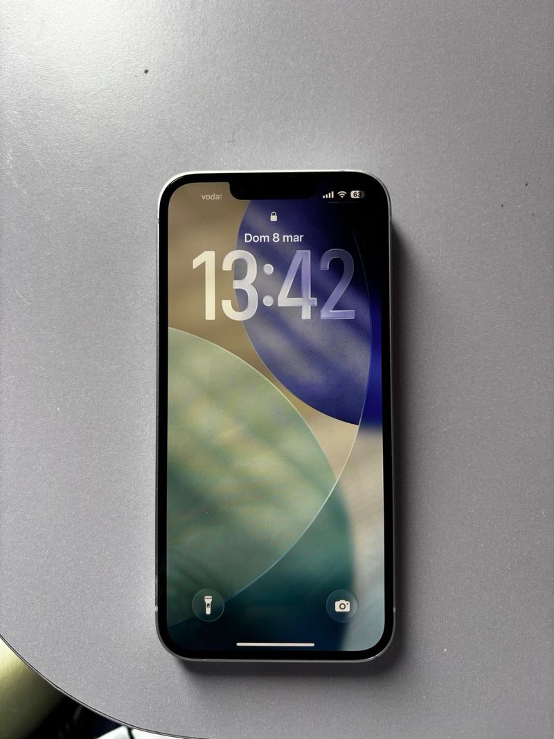 iPhone 14 256GB Morado afbeelding 2