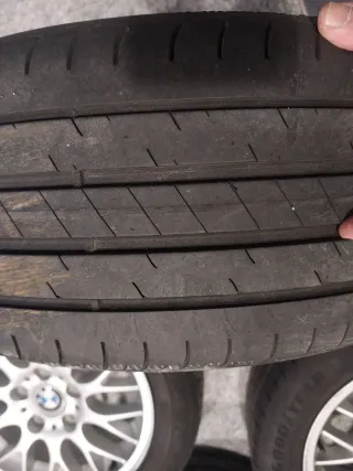 Jantes impecaveis 16 BMW com pneus