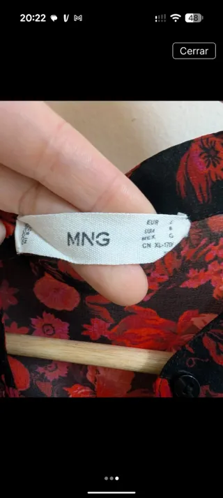 Camisa semitransparente floral roja y negra