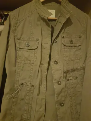 Cazadora militar verde talla M