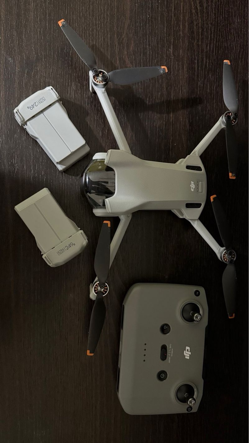 Dron DJI Mini 3 Perfecto Estado afbeelding 2