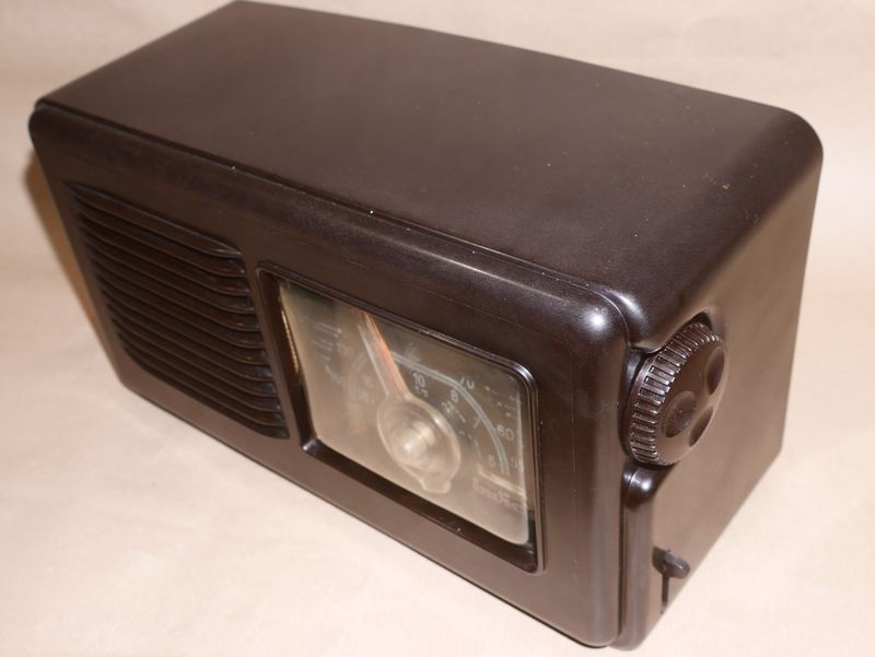 Radio Invicta Antigua Marrón afbeelding 2