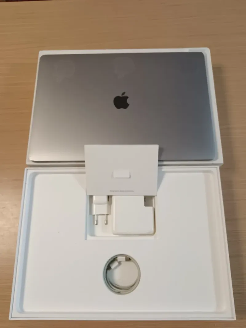 MacBook Pro 15 2019 afbeelding 6