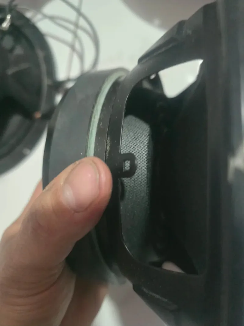 Medios de altavoz negros afbeelding 5