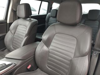 Renault Espace Initiale Paris