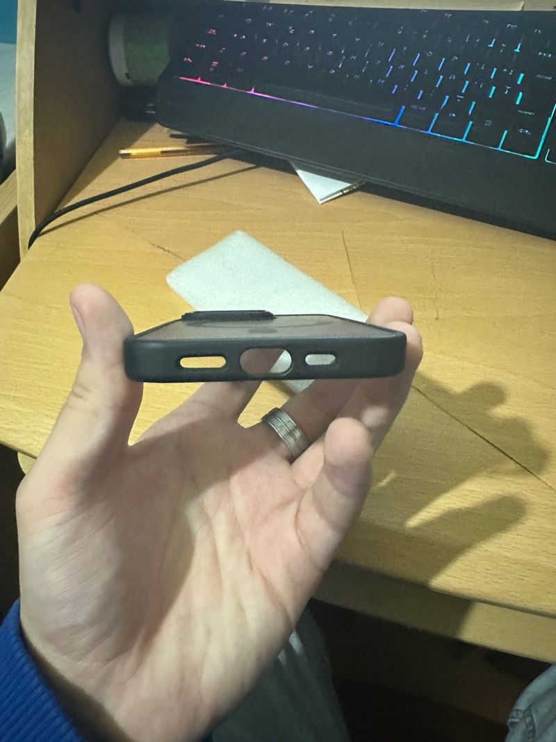 Funda iPhone 13 Pro Negra Magsafe afbeelding 4