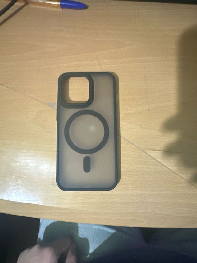Funda iPhone 13 Pro Negra Magsafe