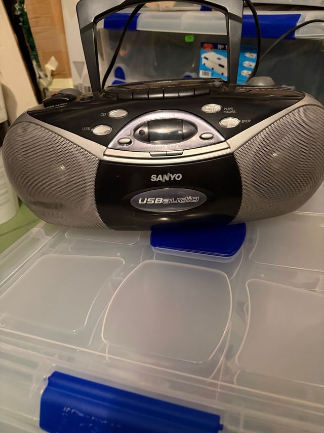 Radiocasete Sanyo USB Audio