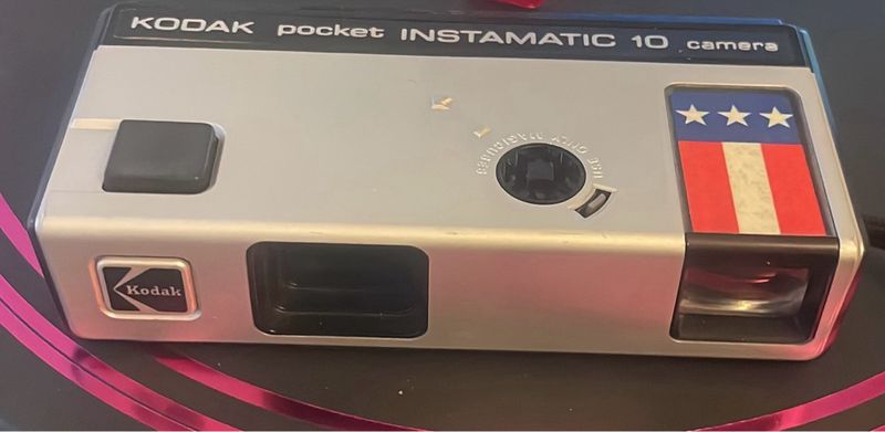 Cámara Kodak Pocket Instamatic 10 Años 70 + Bolsa afbeelding 2