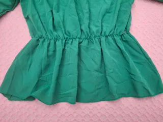 Blusa peplum T XL. Medidas en descripción