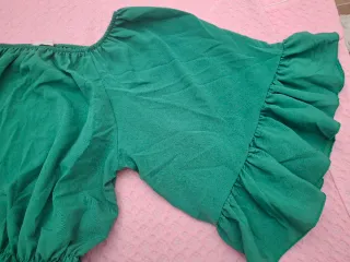 Blusa peplum T XL. Medidas en descripción