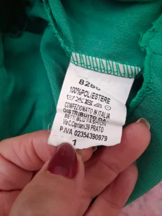 Blusa peplum T XL. Medidas en descripción
