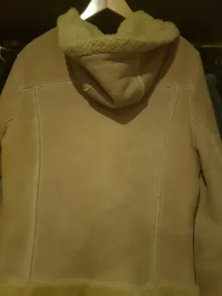 Cazadora ante beige talla 42