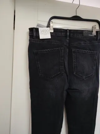 Pantalón tejano negro Talla 42