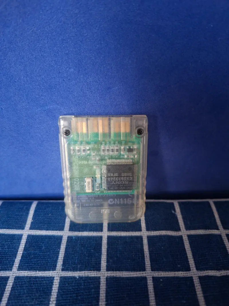 PS1 ORIGINAL MEMORY CARD TRANSPARENTE OFICIAL afbeelding 5