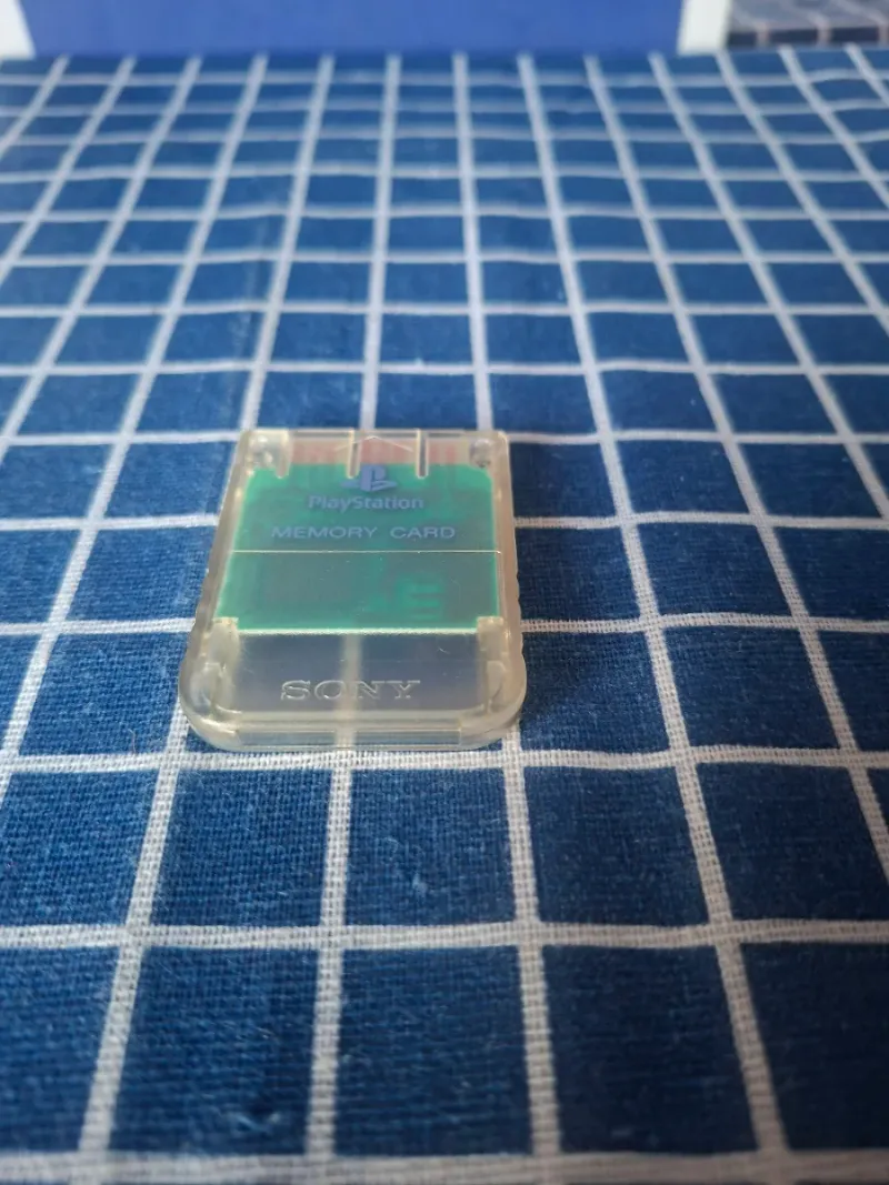 PS1 ORIGINAL MEMORY CARD TRANSPARENTE OFICIAL afbeelding 8