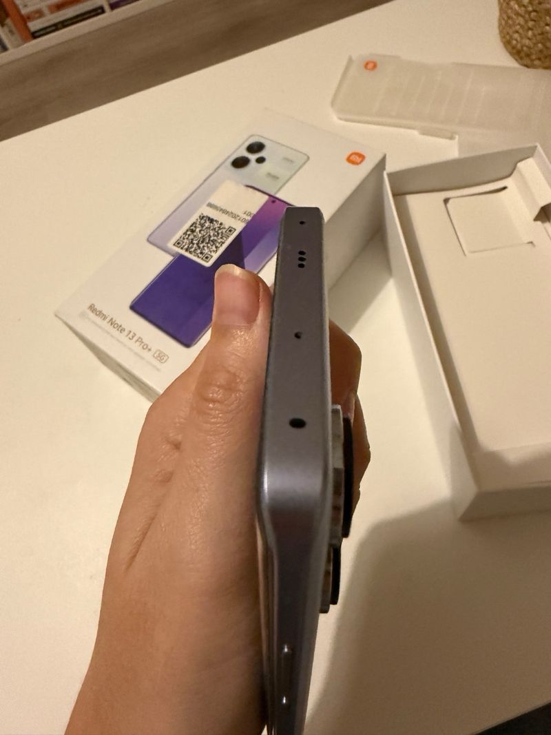 Redmi Note 13 Pro+ 5G Gris/Morado afbeelding 7