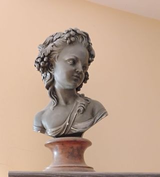 Busto decorativo de mármol