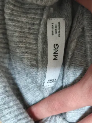 Vestido jersey cuello alto Mango gris