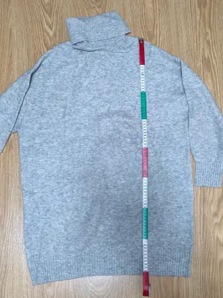 Vestido jersey cuello alto Mango gris