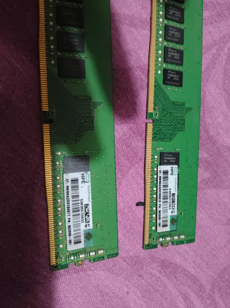 2x SK hynix 8GB DDR4 PC4-2400T RAM afbeelding 2