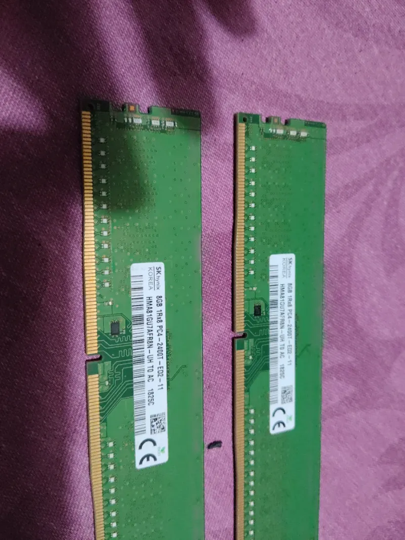 2x SK hynix 8GB DDR4 PC4-2400T RAM afbeelding 3
