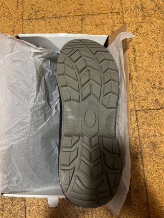 Zapatillas de trabajo Anibal negras y azules