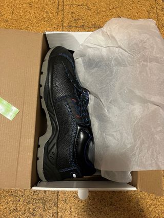 Zapatillas de trabajo Anibal negras y azules